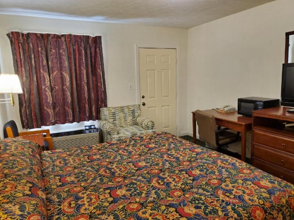 Nakon Motel image 15